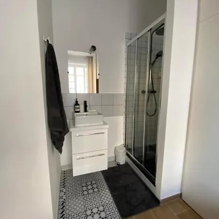 2 Pieces / Neuf - Centre - Place Miot / 1er אז'אקסיו