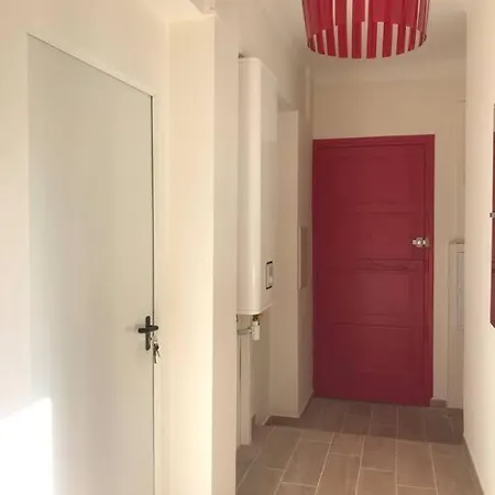 2 Pieces / Neuf - Ajaccio Centre - Place Miot / 1er Apartment *