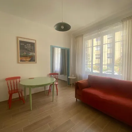 Apartment 2 Pieces / Neuf - Centre - Place Miot / 1er *